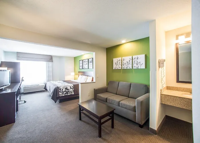 Sleep Decatur I-72 Inn 4*
